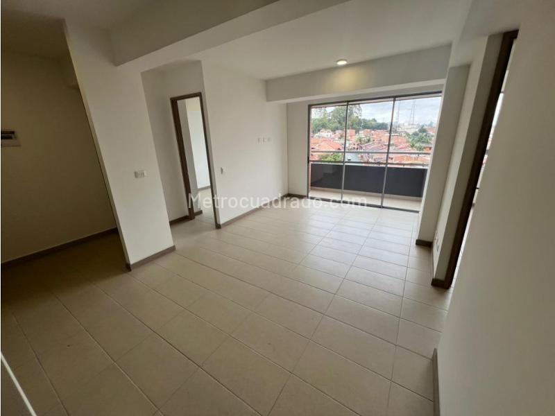 2BR Apartment in San Nicolas (68 m²) - 3