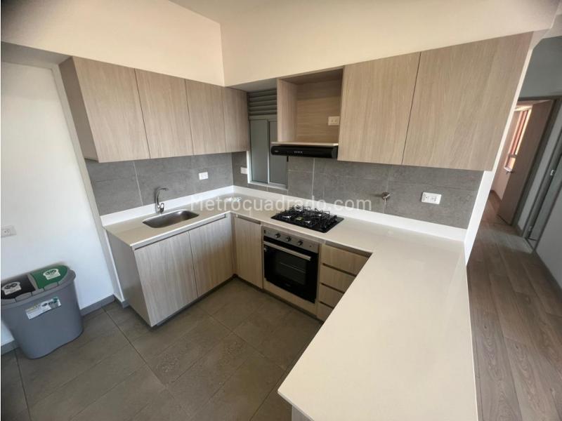 2BR Apartment in San Nicolas (80 m²) - 2