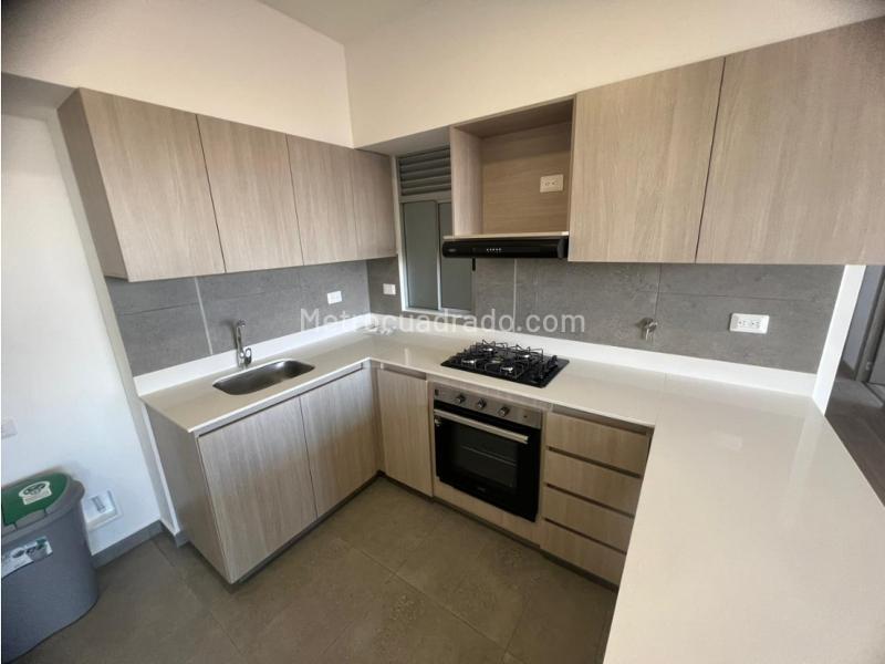 2BR Apartment in San Nicolas (80 m²) - 2