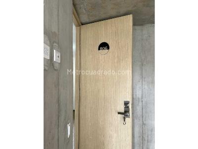 Apartamento de 3 alcobas en venta en El Trapiche, Bello, 55 m² · foto 2 de 12
