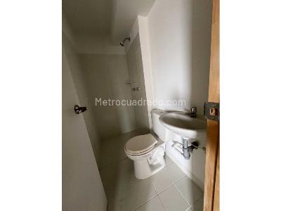 Apartamento de 3 alcobas en venta en El Trapiche, Bello, 55 m² · foto 8 de 12