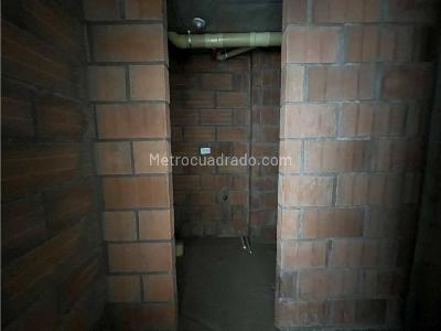 Apartamento de 3 alcobas en venta en El Trapiche, Bello, 55 m² · foto 10 de 12