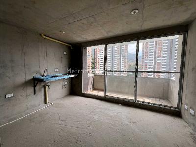 Apartamento de 3 alcobas en venta en El Trapiche, Bello, 55 m² · foto 2 de 13
