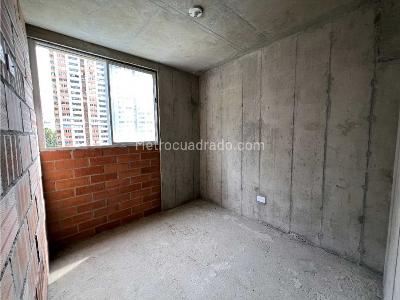 Apartamento de 3 alcobas en venta en El Trapiche, Bello, 55 m² · foto 4 de 13