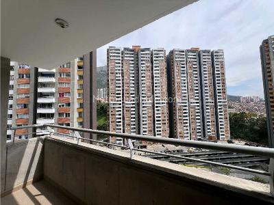 Apartamento de 3 alcobas en venta en El Trapiche, Bello, 55 m² · foto 2 de 16