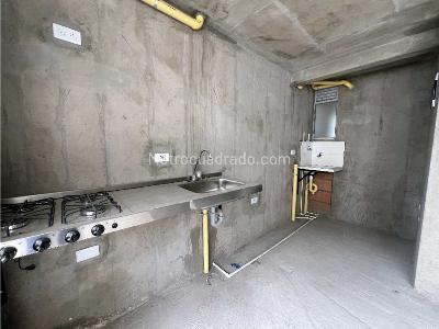 Apartamento de 3 alcobas en venta en El Trapiche, Bello, 55 m² · foto 5 de 16