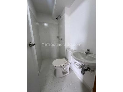 Apartamento de 3 alcobas en venta en El Trapiche, Bello, 55 m² · foto 14 de 16