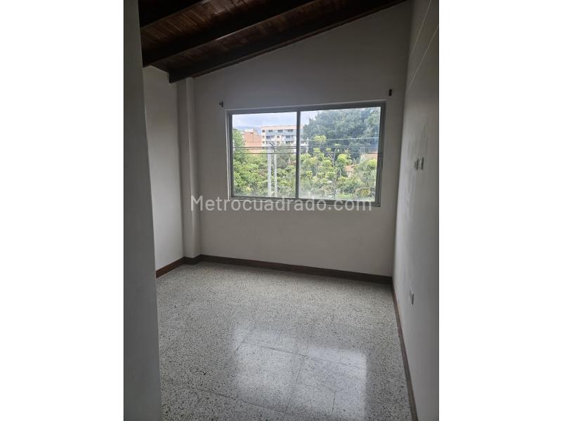 Apartamento Acogedor de 2 Alcobas en Rosales - 8