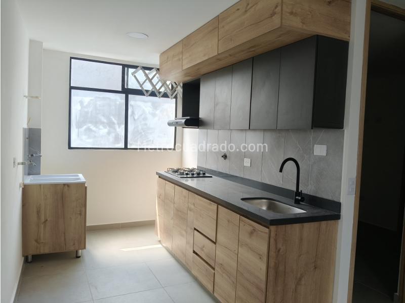 Cozy 2BR Apartment in La Candelaria - 2