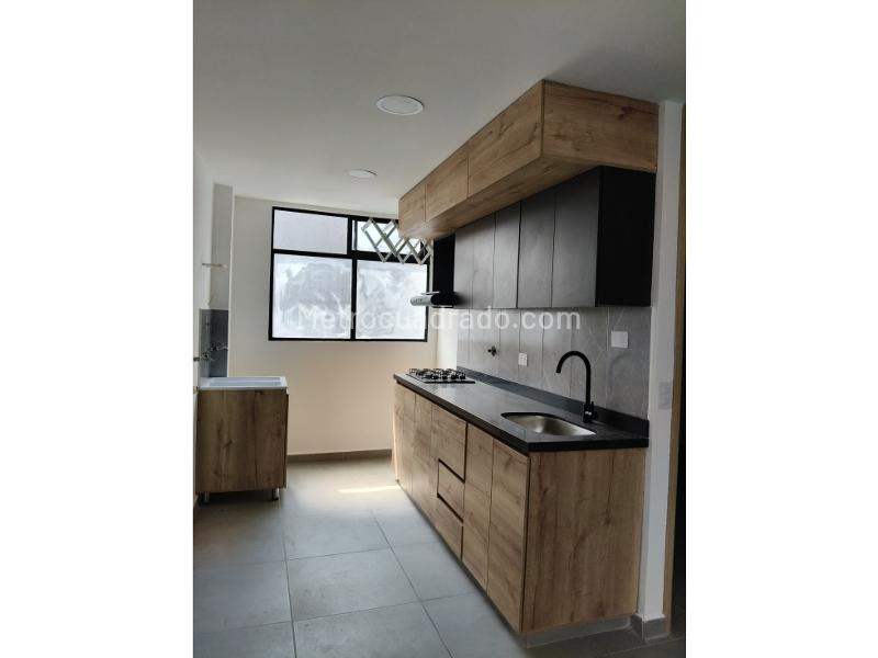 Cozy 2BR Apartment in La Candelaria - 3