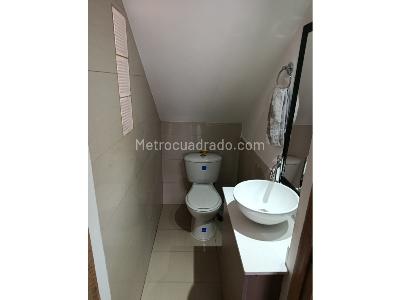 Casa en arriendo en El Tesoro, Medellín · foto 13 de 20