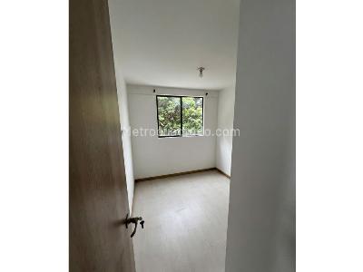 Apartamento en arriendo en Las Antillas, Envigado · foto 12 de 20