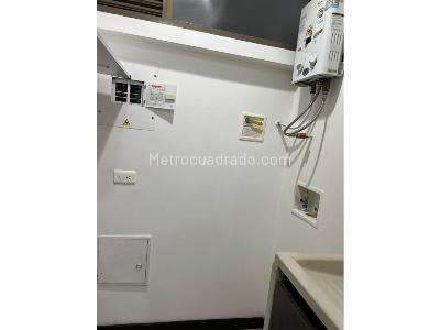 Apartamento de 2 alcobas en arriendo en Altos Del Poblado, Medellín, 67 m² · foto 13 de 15