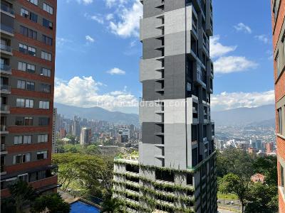 Apartamento de 2 alcobas en arriendo en Altos Del Poblado, Medellín, 67 m² · foto 14 de 15