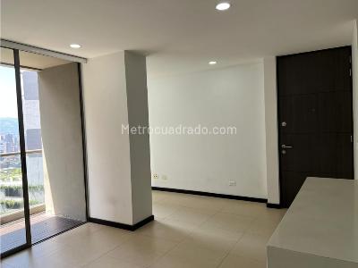Apartamento de 2 alcobas en arriendo en Altos Del Poblado, Medellín, 67 m² · foto 6 de 15