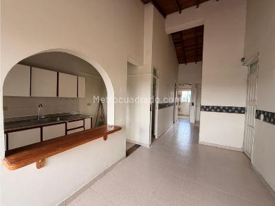 Apartamento de 3 alcobas en venta en Centro, Rionegro, 70 m² · foto 3 de 15