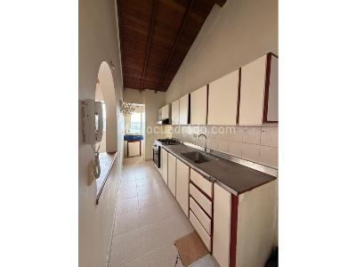 Apartamento de 3 alcobas en venta en Centro, Rionegro, 70 m² · foto 5 de 15