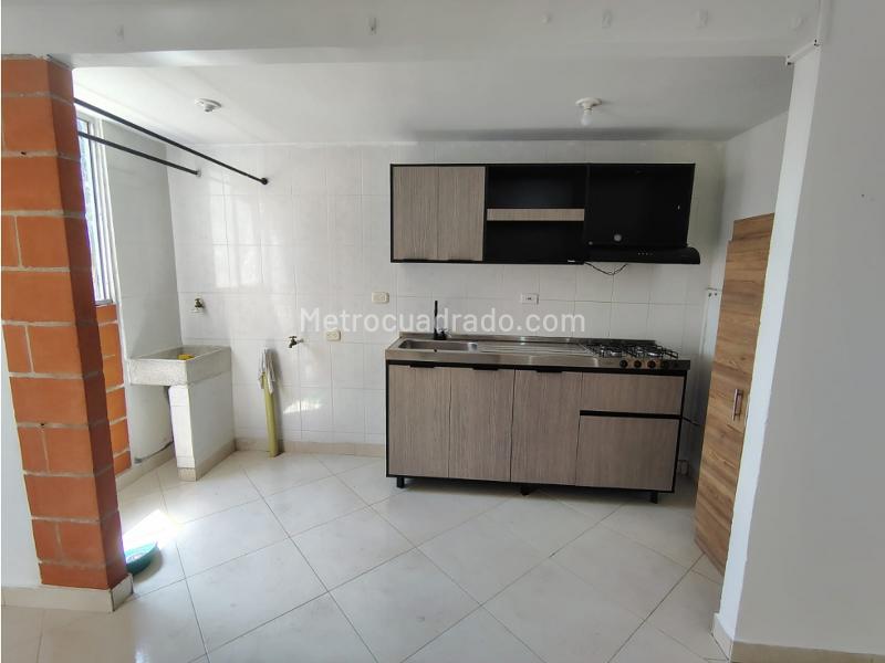 2BR Apartment in San Antonio de Prado (42 m²) - 2