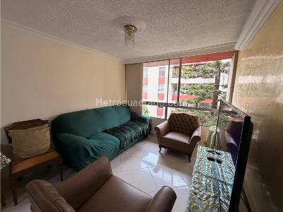 Apartamento en venta en El Poblado, Medellín · foto 3 de 20