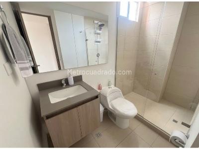 Apartamento de 2 alcobas en venta en San Nicolas, Rionegro, 70 m² · foto 17 de 20
