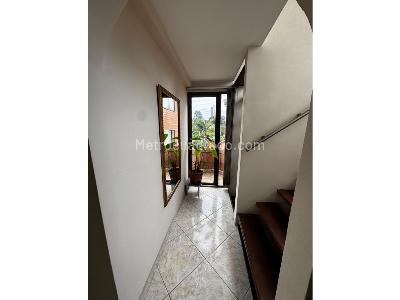 Casa de 3 alcobas en venta en Cuatro Esquinas, Rionegro, 212 m² · foto 10 de 20