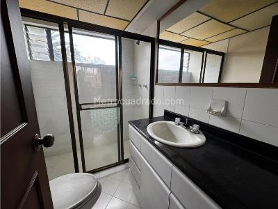 Casa de 3 alcobas en venta en Cuatro Esquinas, Rionegro, 212 m² · foto 17 de 20