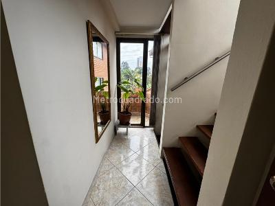 Casa de 3 alcobas en venta en Cuatro Esquinas, Rionegro, 212 m² · foto 18 de 20