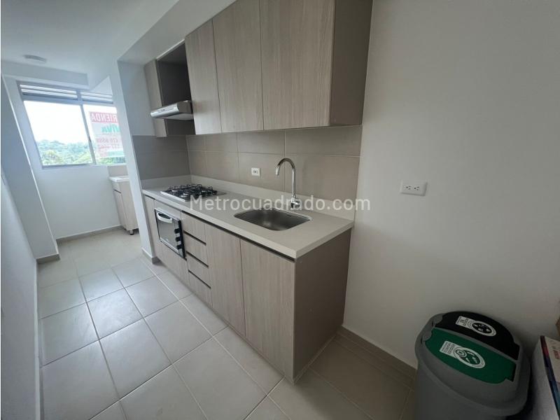 3BR Apartment in San Nicolas (78 m²) - 2