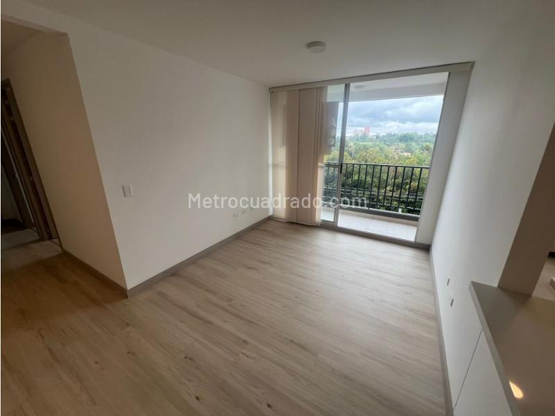 3BR Apartment in San Nicolas (78 m²) - 4