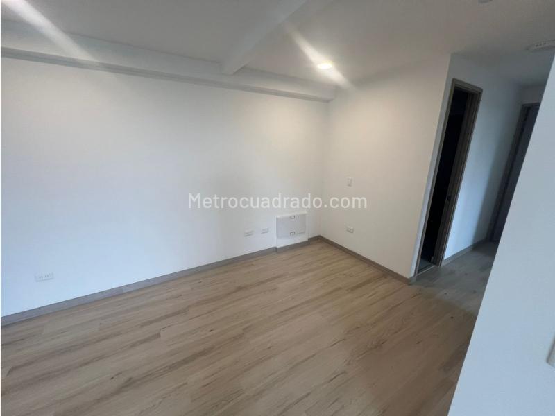 3BR Apartment in San Nicolas (78 m²) - 5