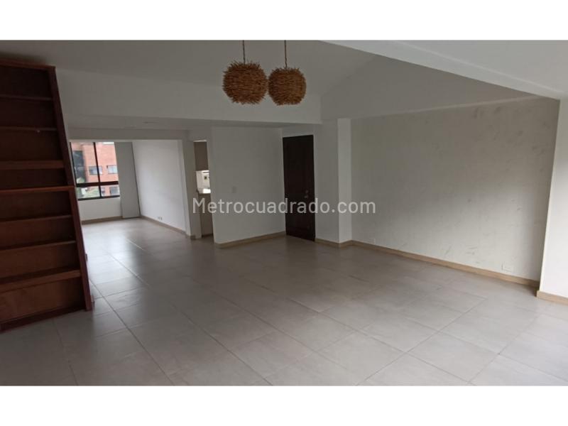 Functional 4BR Apartment in Poblado - 5
