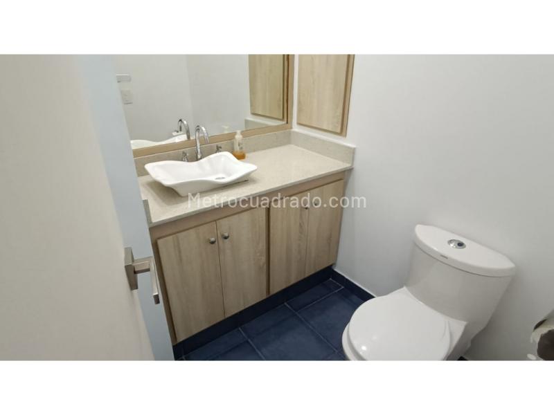 Functional 4BR Apartment in Poblado - 9