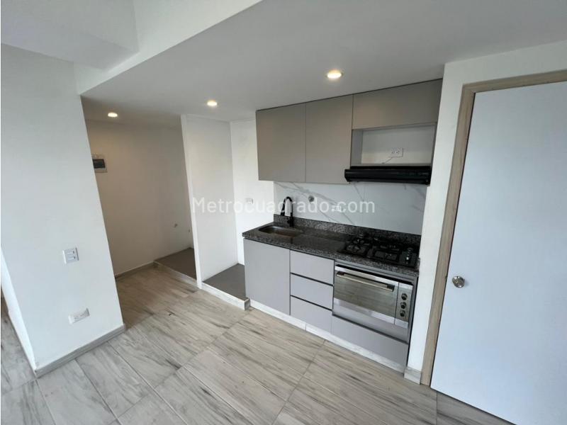 Apartamento en Arriendo, San Nicolas, Rionegro - 2