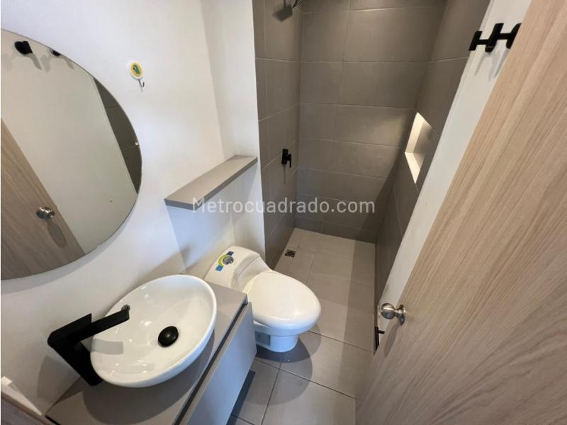 Apartamento en Arriendo, San Nicolas, Rionegro - 4