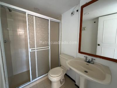 Apartaestudio en arriendo en La Mota, Medellín, 28 m² · foto 6 de 14