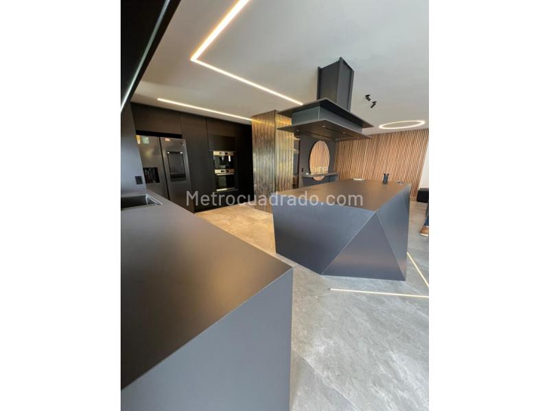2BR Apartment in Las Lomitas (171 m²) - 4