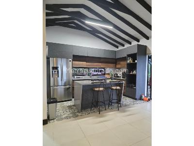 Casa de 3 alcobas en venta en San Antonio De Pereira, Rionegro, 1500 m² · foto 8 de 20
