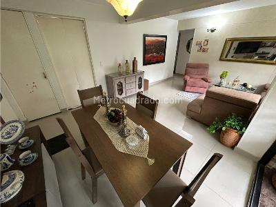 Apartamento en venta en Loma Del Escobero, Envigado · foto 4 de 20