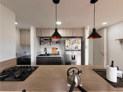 Apartamento de 2 alcobas en venta en Suramerica, Itagüí, 67 m² · foto 9 de 19