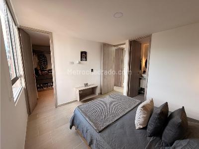 Apartamento de 2 alcobas en venta en Suramerica, Itagüí, 67 m² · foto 13 de 19