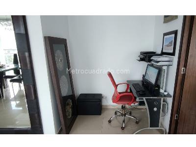 Apartamento de 2 alcobas en arriendo en El Poblado, Medellín, 128 m² · foto 8 de 20