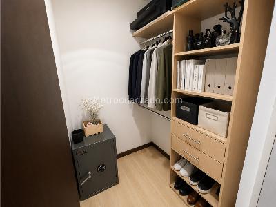 Apartamento de 2 alcobas en arriendo en El Poblado, Medellín, 128 m² · foto 18 de 20
