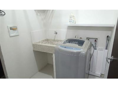 Apartamento de 2 alcobas en arriendo en El Poblado, Medellín, 128 m² · foto 19 de 20