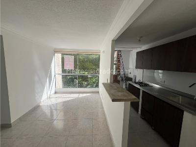Apartamento de 3 alcobas en arriendo en Belen, Medellín, 54 m² · foto 3 de 20