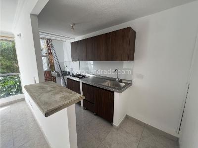 Apartamento de 3 alcobas en arriendo en Belen, Medellín, 54 m² · foto 4 de 20