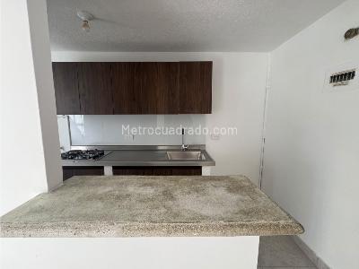 Apartamento de 3 alcobas en arriendo en Belen, Medellín, 54 m² · foto 5 de 20