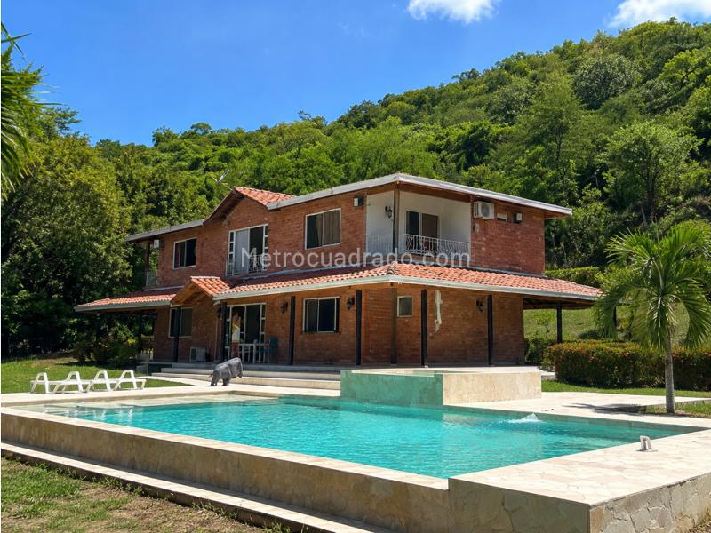 Finca en Arriendo, El Espinal, Santa Fé de Antioquia