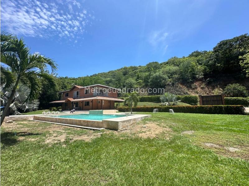 Finca en Arriendo, El Espinal, Santa Fé de Antioquia - 2