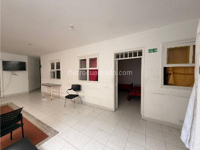 Casa de 5 alcobas en venta en Buenos Aires, Medellín, 248 m² · foto 18 de 20