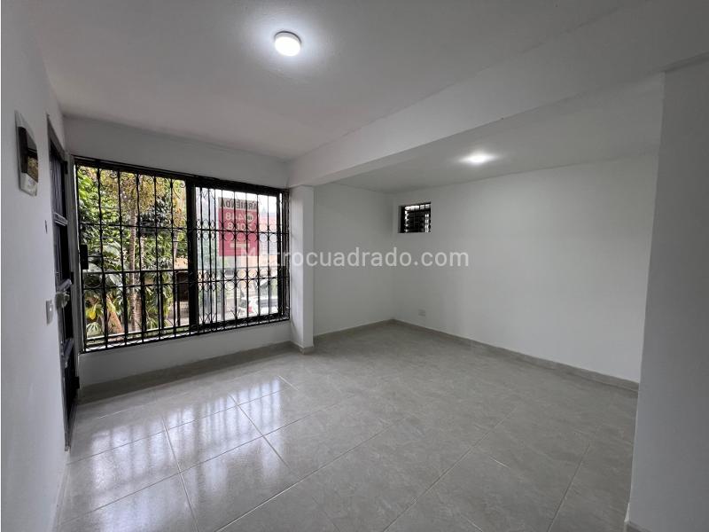 Local Comercial en Arriendo, Los Colores, Medellín - Vista 3